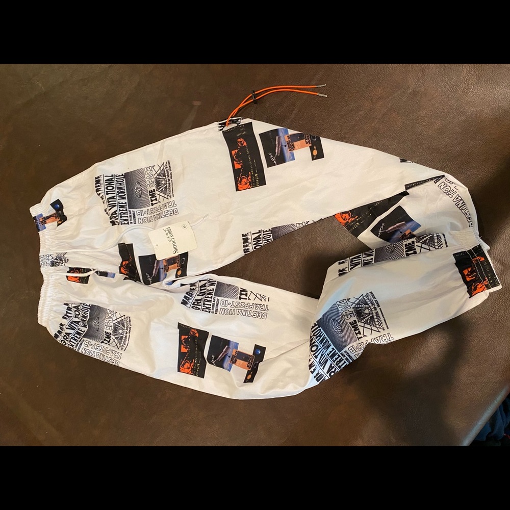 Brand new light weight pant